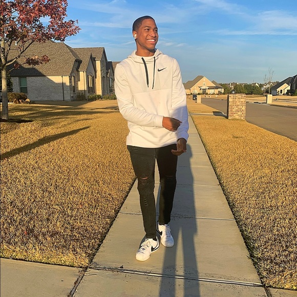 Meet your Posher, Malachi - Picture 1 of 1